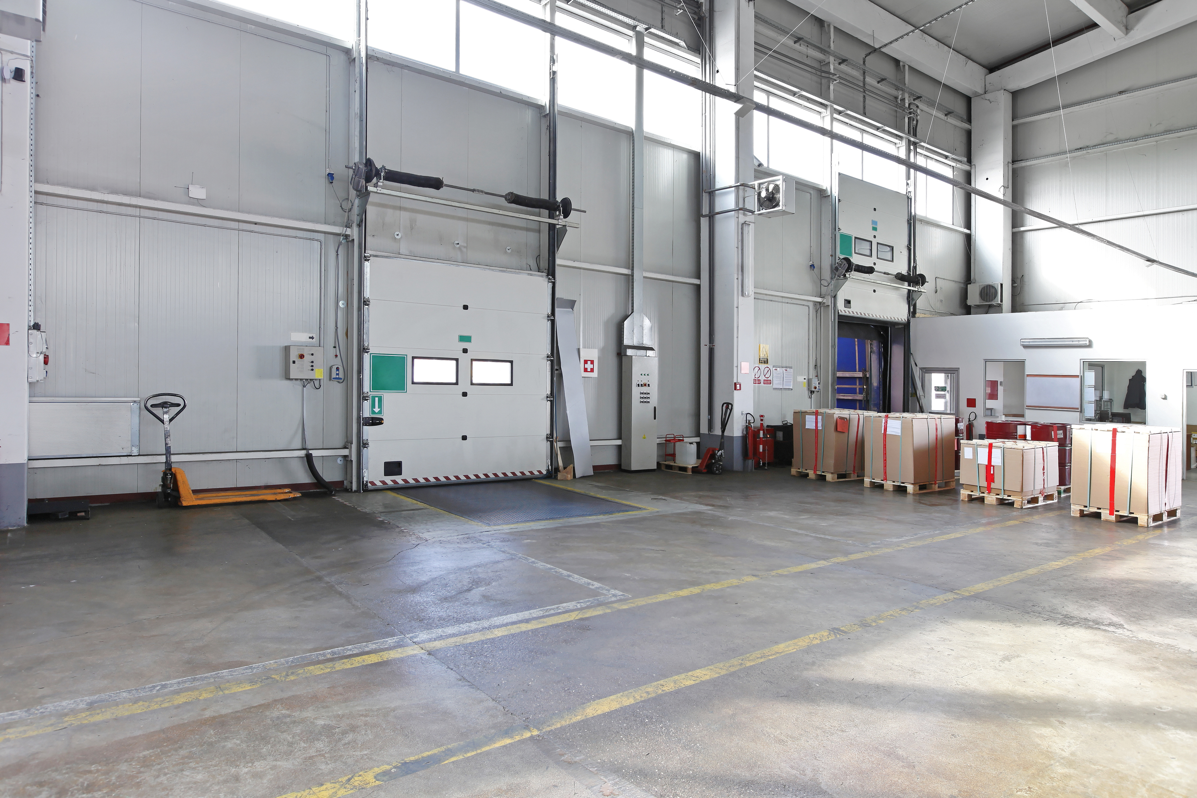 Warehouse garage door